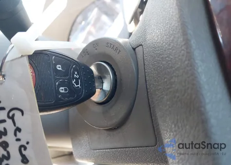 2006 Jeep Grand Cherokee Limited from USA, damaged, VIN 1J4HR58N66C192970